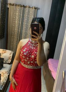 Red Embellished Halter Gown❤️🎀☎️