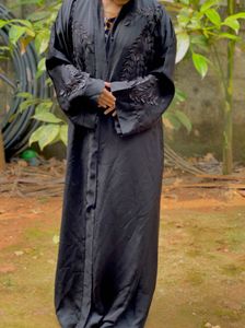 Elegant Black Abaya
