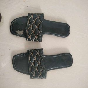 Flats Sandals