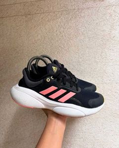 Adidas Response Solar Black Running Shoes
