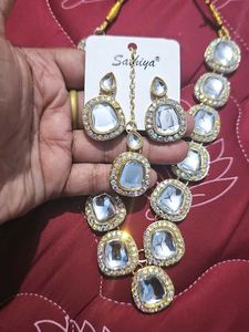 Sahitya Necklace Set