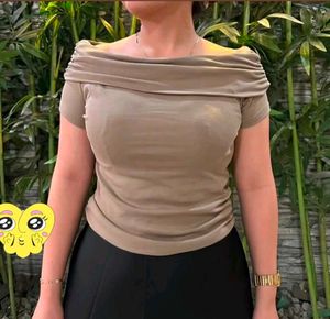 Off shoulder Top