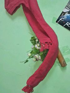 Red Knitted Hooded Scarf 🧣