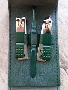 Manicure &amp; Pedicure Kit