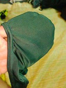 Men&#39;s Emerald Thong With Pouch
