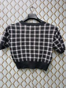 New With Tag Korean Boxy Cute Top