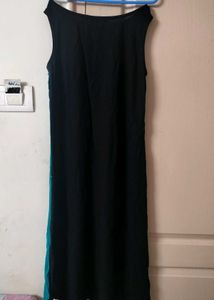 Avaasa Embellished assymetric kurti