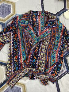 UNUSED Tribal Print Top With Knot