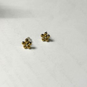 Anti Tarnish Flower Stud Earrings