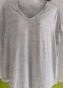 Old Navy Casual Grey V-Neck T-Shirt