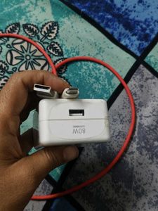 OnePlus SuperVOOC Charger80W