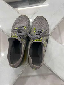 Men Shoes 10 Size