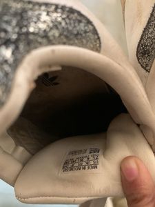 Adidas Sneakers