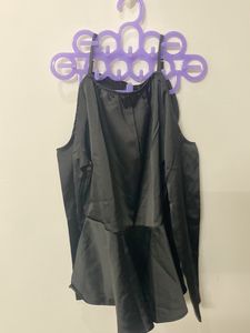 HEY Neck Cold Shoulder Top