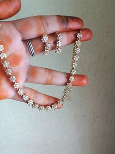 Elegant Necklace Set