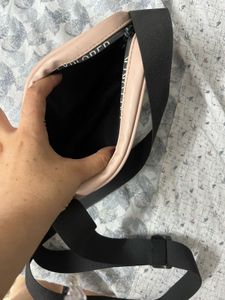 Miniso Cute Sling Bag Bagggg