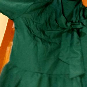 Green Long Sleeve Top