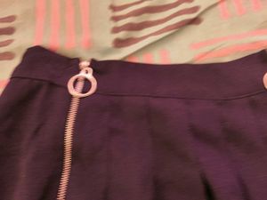Black Pleated Kpop Skirt
