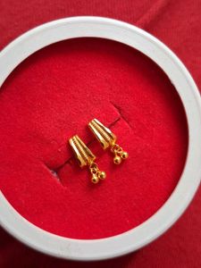 Gold Drop Earrings
