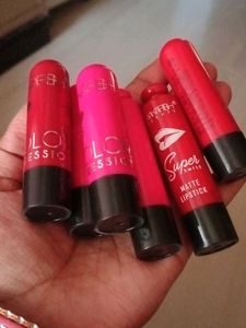Vintage &#34;Super&#34; Lipstick Set