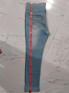 High Waisted Light Wash Jeans