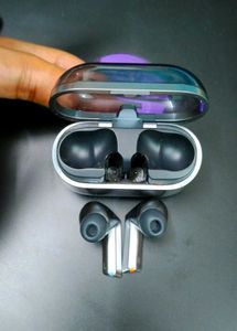 Samsung Galaxy Buds 3 Pro ANC Scratchless Cond