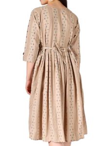 Clearance Sale Model On