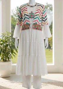 Elegant White Embroidered Kurta Set