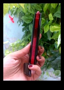 New Huda Beauty Lipstick (5 In1)