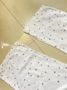 Old Navy Flared Trouser ⭐️&amp; 🌙 Print