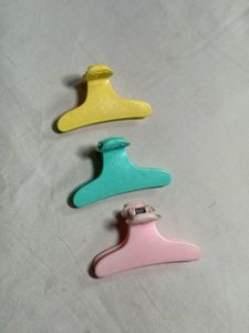 Hair clips (set of 3)