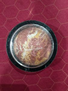 Huda beauty blusher❤️ &amp; powder😍