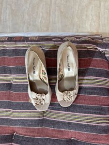 American Eagle Wedges US Size 8