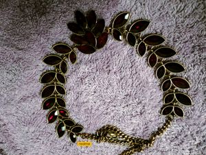 Glass Stone Necklace Red