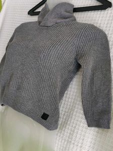 ZARA Stylish Gray Knit Sweater