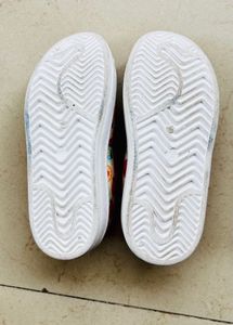 Cute Ladybug Print Slip-On Sneakers