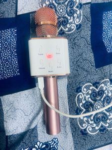Wireless Karaoke Microphone