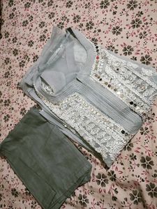 Grey Chikankari Kurti And Duppata Combo