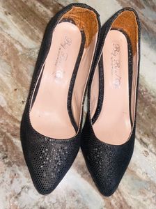 Black Pointed Toe Heels