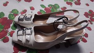 Zara Bona Fide Heels 👠