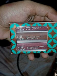 Just Herbs Liquid Lipstick Kit