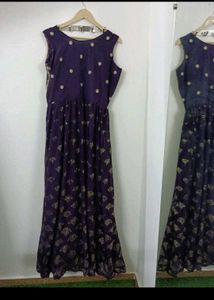 FIXED PRICE!!!WEDDING GOWN WITH DUPATTA