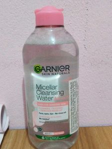 Micellar cleansing Water