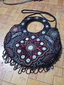 4 Unique Clutch Collection