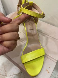 “Everqupid” Neon Yellow Chunky Heels (Almost 🆕)