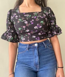 Black Perfect Crop Top