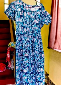 2 pure cotton feeding dresses