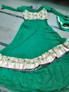 Gown Lehanga 💚