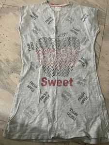 straight t shirt