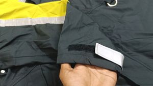 Place Bid !   Fire Volunteer - Korean Jackets